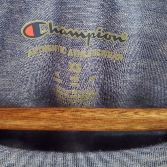 Champion t-shirt worn once - Picture 2 of 2